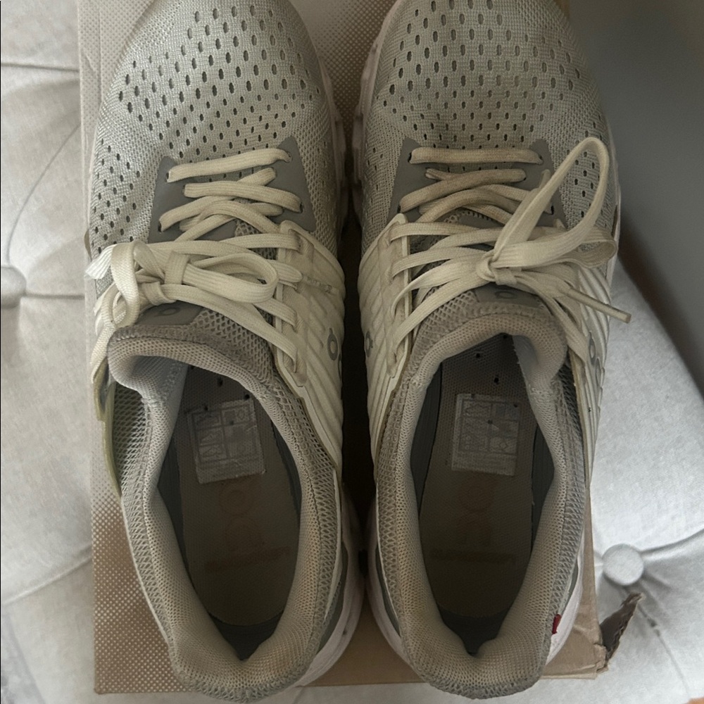 On shoes - Picture 5 of 10